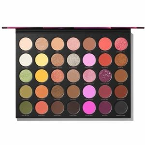 Morphe 35D desert bouquet eye palette